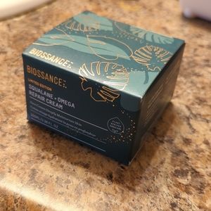 NIB Jumbo Biossance Squalane + Omega Repair Cream Moisturizer 3.38oz